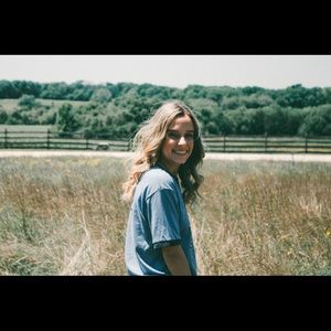 Meet your Posher, Nicole